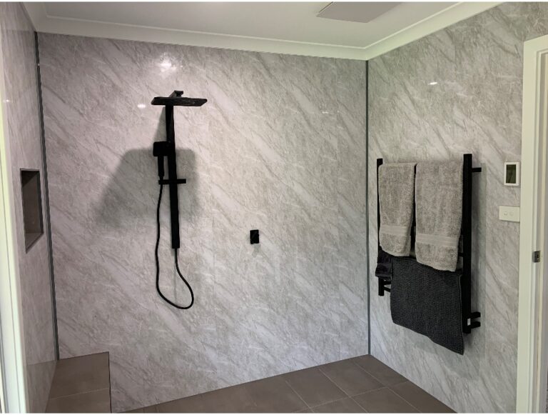 How to Choose the Perfect Wet Wall Panels in Perth